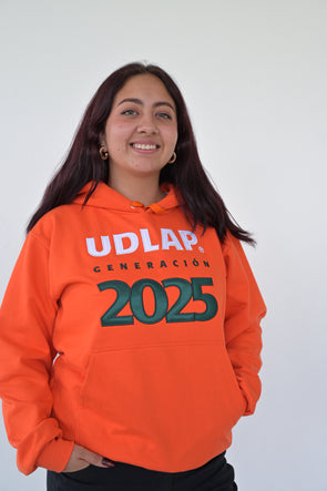 Sudadera naranja horizontal graduación 2025