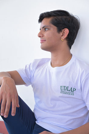 Playera blanca mapa Basics